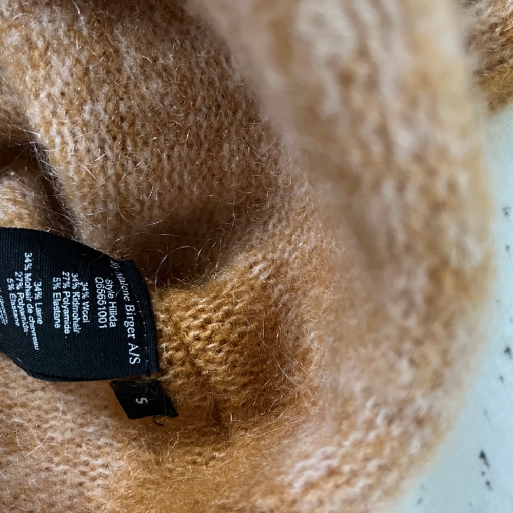 By Marlene Birger Sweater - Picture 5 of 5